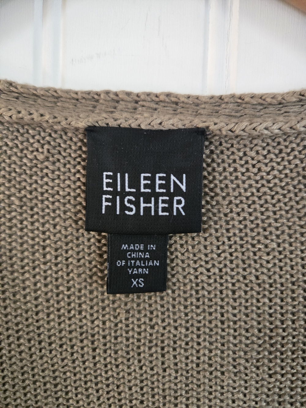 Eileen Fisher Linen Knit Taupe V-Neck Button Front Cropped Sweater - Picture 3 of 9